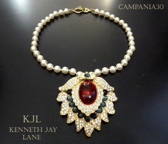 SB1142 -SPILLA SCUDO KJL JACKIE KENNEDY - LE COLLEZIONI  DI CAMPANIA30