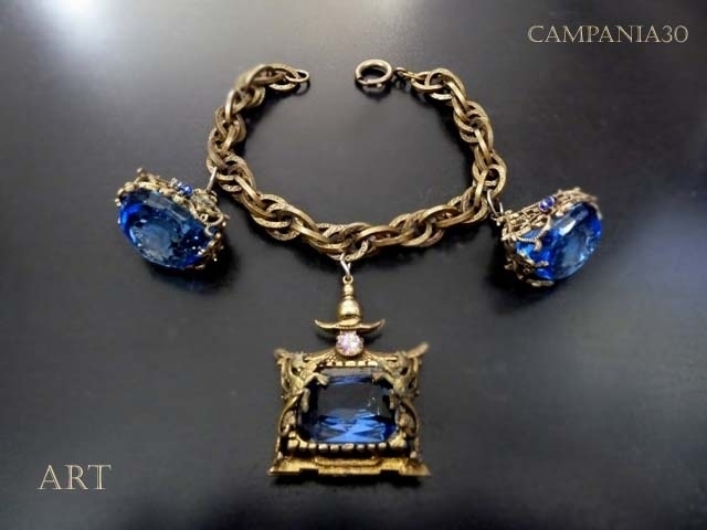 BB323 - BRACCIALE CON CHARMS ART ANNI '60 - LE COLLEZIONI  DI CAMPANIA30