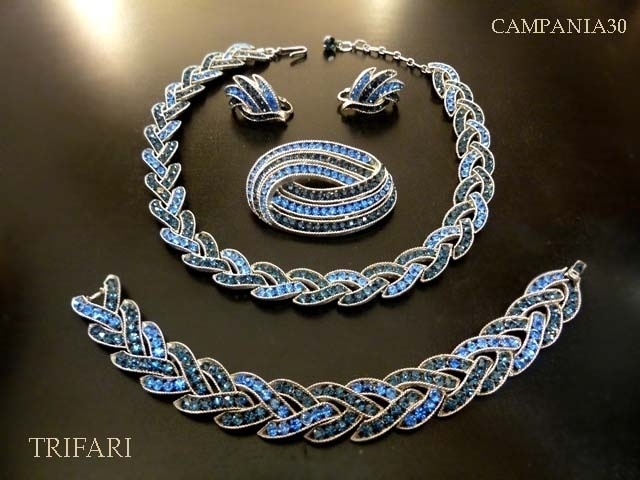 PS259 - PARURE TRIFARI "CAVALCADE" 1963 - LE COLLEZIONI  DI CAMPANIA30