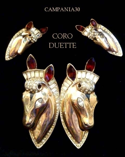 SB1700 - SET SPILLA CON ORECCHINI DUETTE "CORO" ANNI '40 - LE COLLEZIONI  DI CAMPANIA30