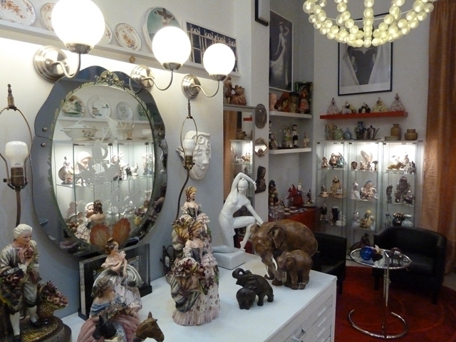 LA SALETTA DEL COLLEZIONISTA - CERAMICHE DEL '900 - LE COLLEZIONI  DI CAMPANIA30
